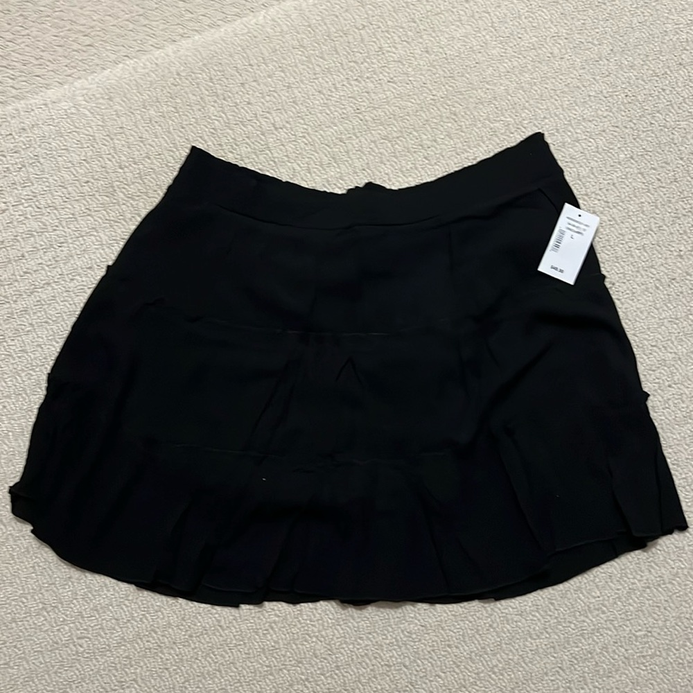 NWT - Cleo - Rayon Tiered Skort - Black - Size L.